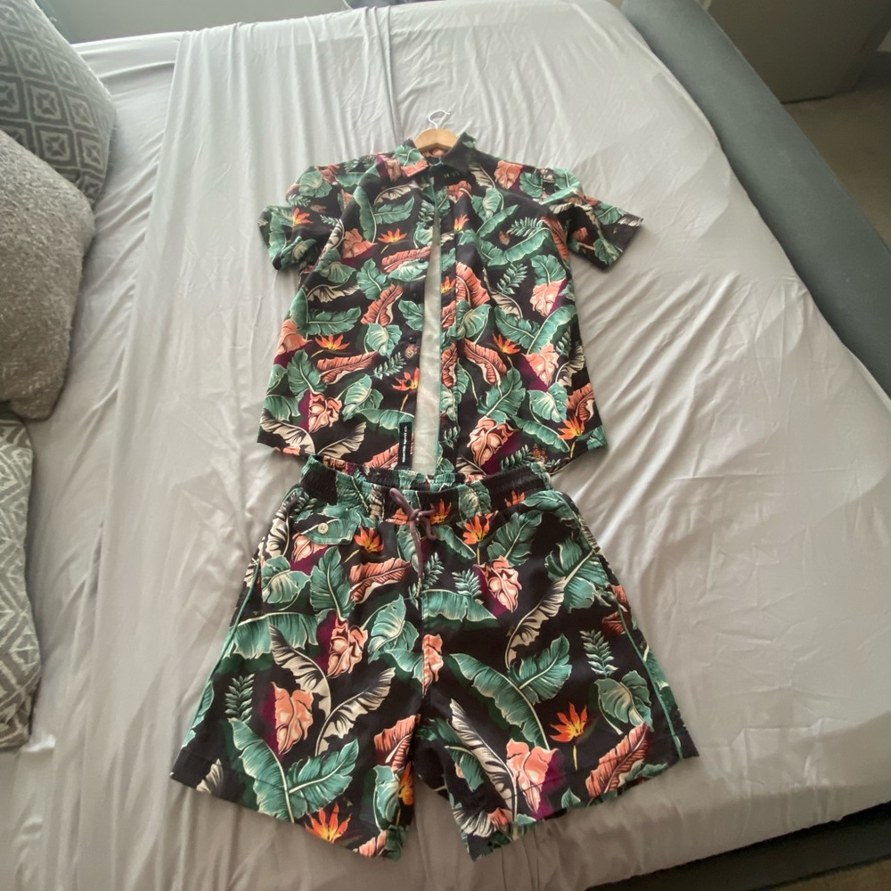 Diamond Supply Swimsuit Set (2 piece matching set)
